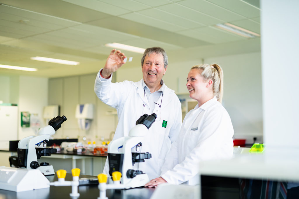 Science Lecturer Student Research Lab